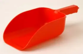 90red Admc Feed Scoop Red Styrene 5-pts. -