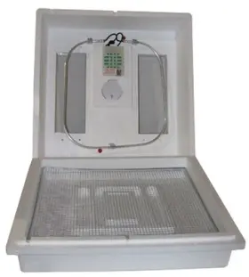 Farm Innovators 085045021005 Egg Incubator 4-dozen Capacity - 2100