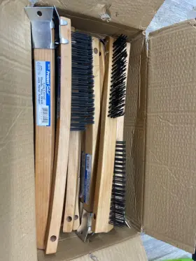 305sc Fixturedisplays 12pcs 14 Inch 3x19 Row Wood Handle Tlong Curved Wire Brush With Metal Scraper