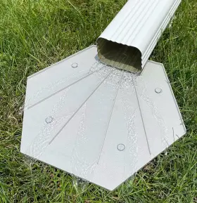 Gutterworks.com 650327944244 Decorative Rain Gutter Plastic Splash Block With Heavy Duty Spike