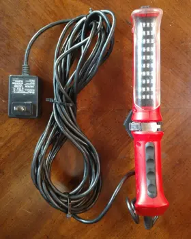 25990 Oemtools 40-led Corded Worklight 25ft Cord Detachable Magnetic Stand
