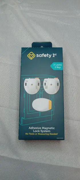 Hs2920920 Safety 1st First Adhesive Magnetic Lock System Hs292 Sealed New In Package