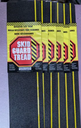 Skid Guard 015735673047 Six Pack Tread Non-slip 6x24