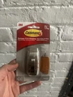 1 Hook Command Medium Brushed Nickel Metal 3 Lb Capacity Damaged Box Pack 2 New. Price: $13.90.