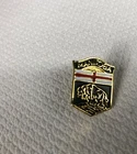 Manitoba Vtg Metal Pinback Coat Of Arms Bison Buffalo Canada Hat Cap Lapel Used. Price: $8.05.