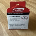Board 62-005 Drywall Stippling Brush Tool 2-1/2" Bristles Round Diy New. Price: $10.00.